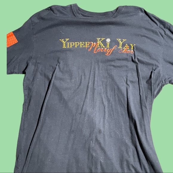 Die Hard is a Christmas movie - Picture 2 of 2